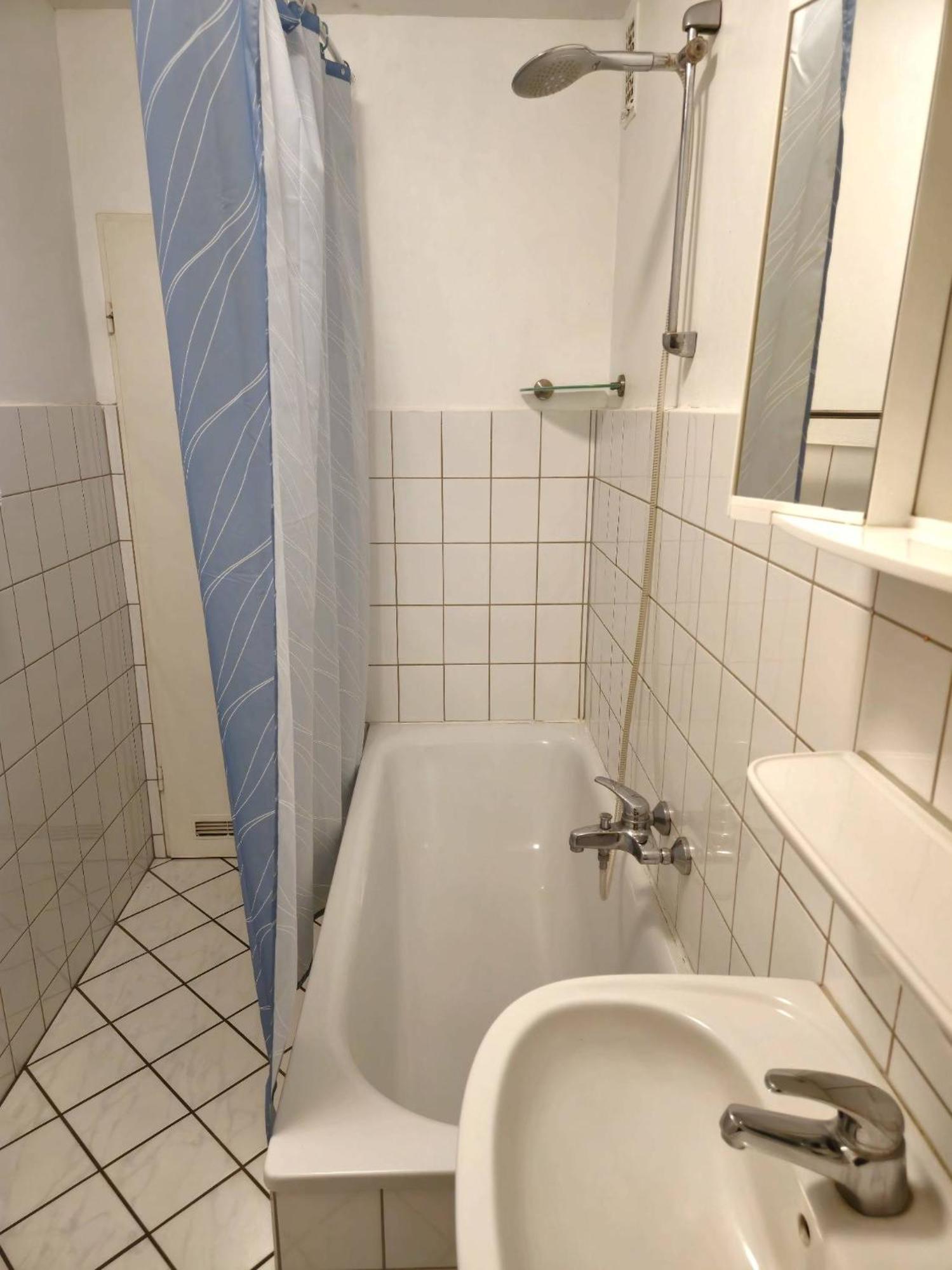 1,5-Zimmer Apartment Mit Balkon Am Hauptbahnhof Neumünster Екстериор снимка