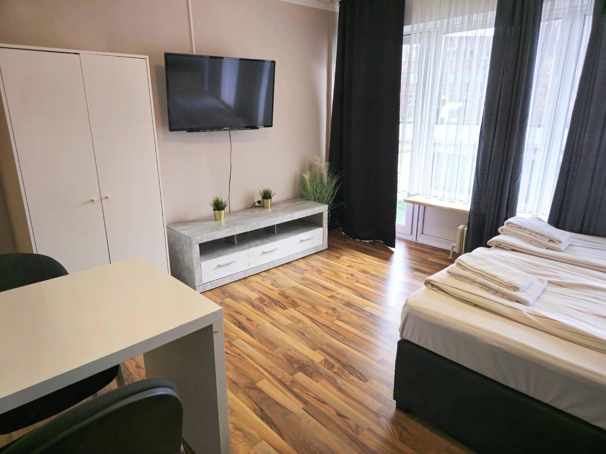 1,5-Zimmer Apartment Mit Balkon Am Hauptbahnhof Neumünster Екстериор снимка